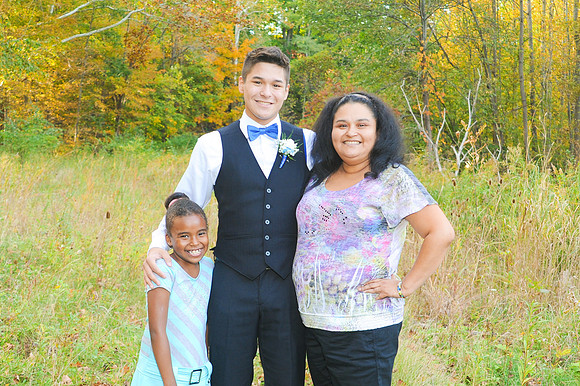 Emily&Jacob-h2015_064