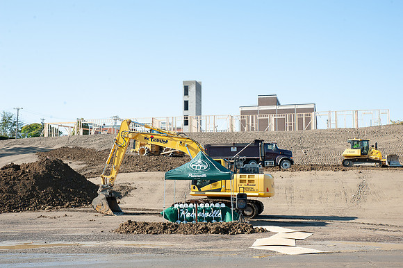 AmphitheaterGroundBreaking25_002