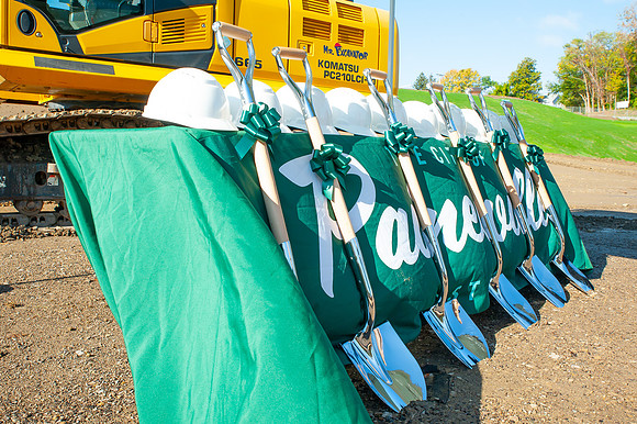 AmphitheaterGroundBreaking25_004