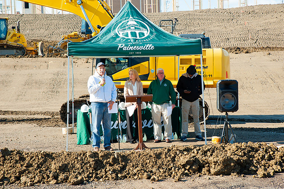 AmphitheaterGroundBreaking25_020
