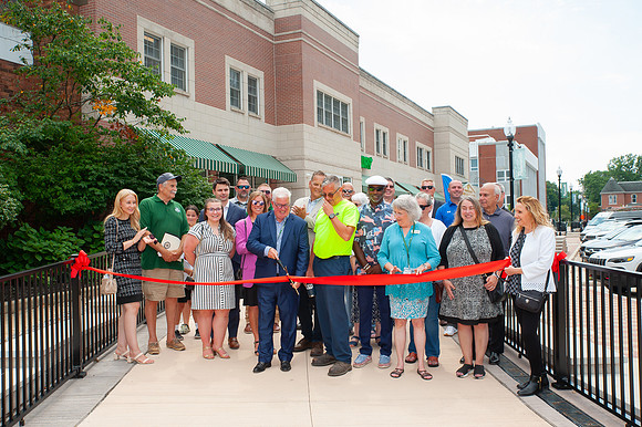 RibbonCutting-CityScape25_074