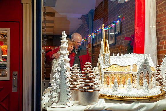 Shop-And-Stroll25_125
