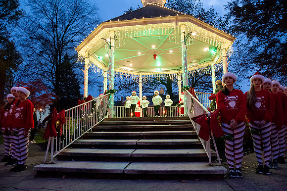 Spirt-of-the-Season25_026