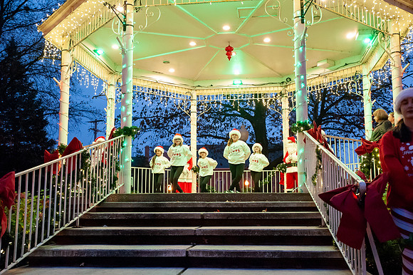 Spirt-of-the-Season25_027
