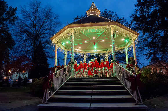Spirt-of-the-Season25_033