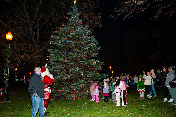 Spirt-of-the-Season25_072