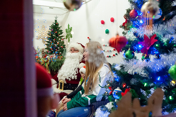 Spirt-of-the-Season25_088