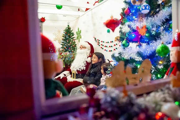 Spirt-of-the-Season25_103