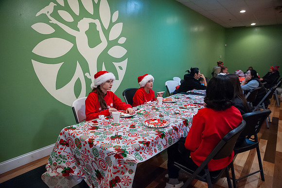 Spirt-of-the-Season25_114