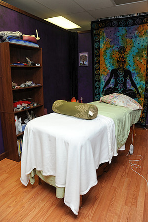 BranchesOfWellness-RibbonCutting_044