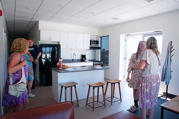 LakeErie-RibbonCutting-Dorms_143