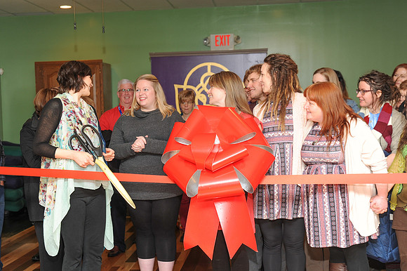 BranchesOfWellness-RibbonCutting_028