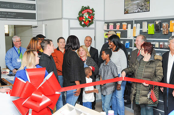 DriftersRibbonCutting_034
