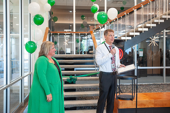 LakeErie-RibbonCutting-Dorms_063