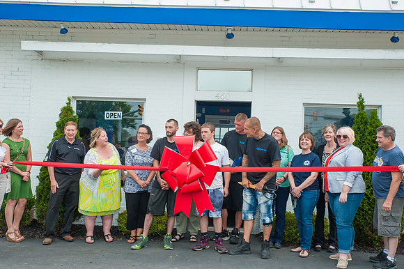 LUX-RibbonCutting_104