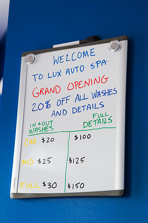 LUX-RibbonCutting_067