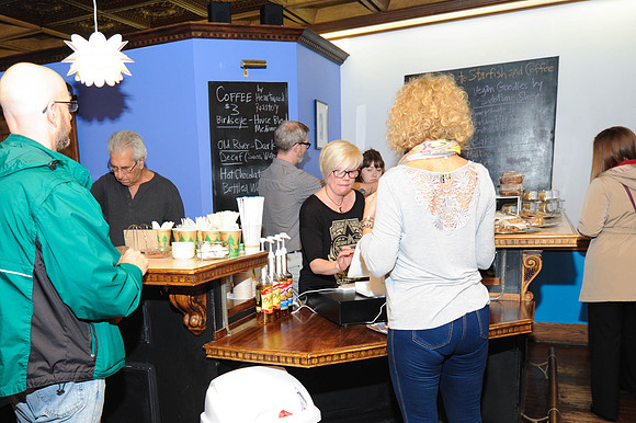 Starfish-and-Coffee-RibbonCutting_056