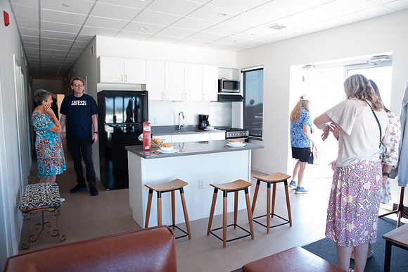 LakeErie-RibbonCutting-Dorms_141