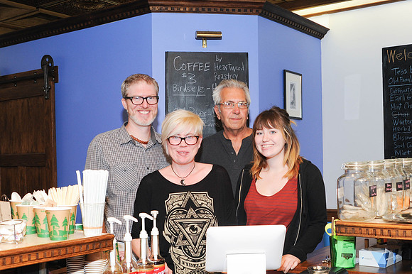Starfish-and-Coffee-RibbonCutting_074