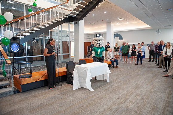 LakeErie-RibbonCutting-Dorms_102