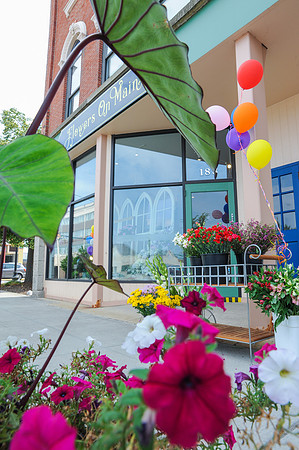 FlowersOnMain--RC_227