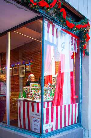 HolidayStroll2023_037