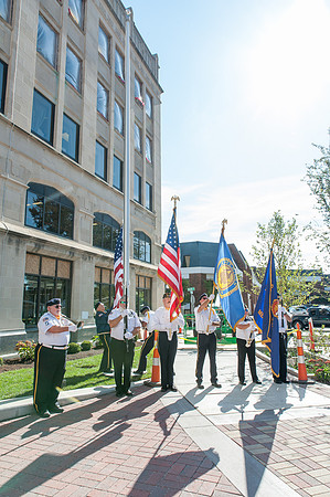 adminbuilding-ribboncutting_053