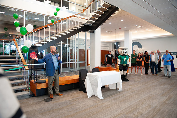 LakeErie-RibbonCutting-Dorms_029