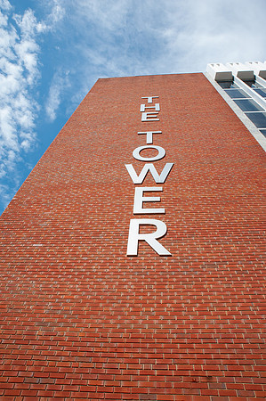 LakeErie-RibbonCutting-Dorms_191