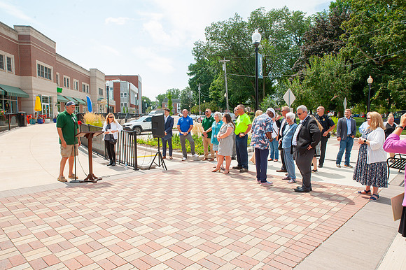 RibbonCutting-CityScape25_004