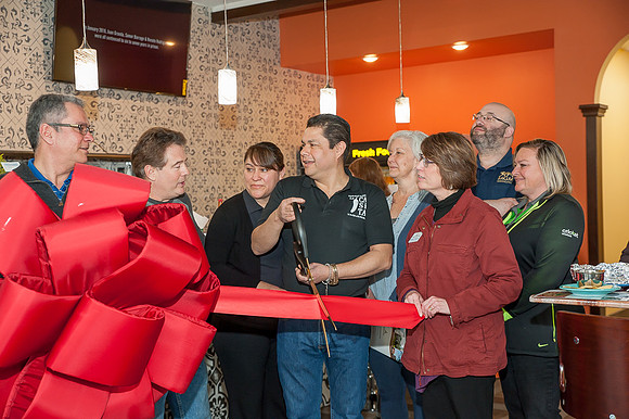 LaCasita-RibbonCutting_0061