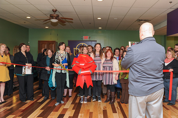 BranchesOfWellness-RibbonCutting_026