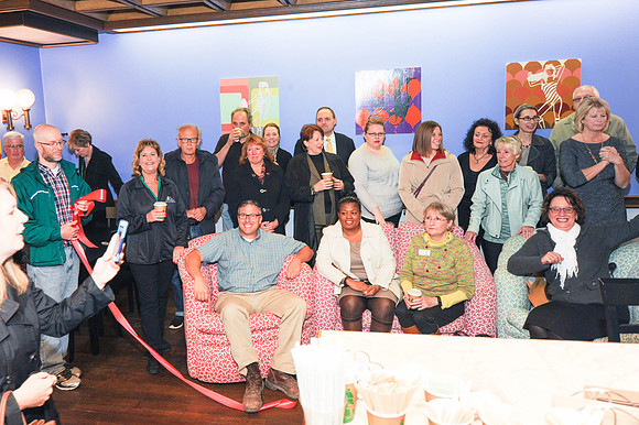 Starfish-and-Coffee-RibbonCutting_055
