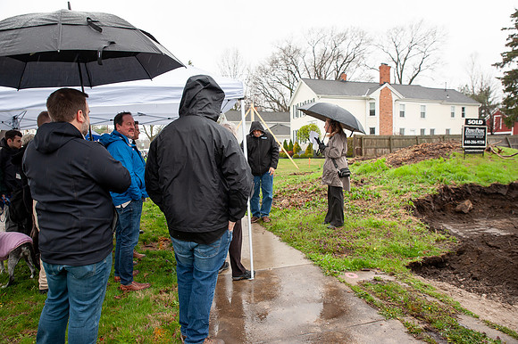 Payne-and-Payne-GroundBreaking24004