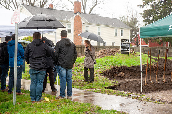 Payne-and-Payne-GroundBreaking24016
