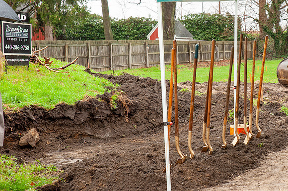 Payne-and-Payne-GroundBreaking24027
