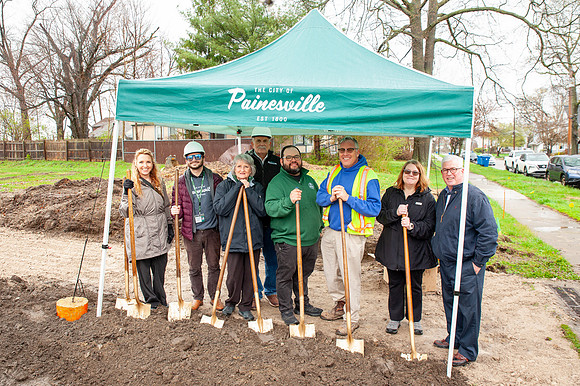 Payne-and-Payne-GroundBreaking24056