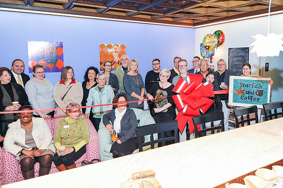 Starfish-and-Coffee-RibbonCutting_050