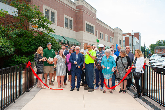 RibbonCutting-CityScape25_076