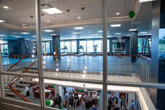 LakeErie-RibbonCutting-Dorms_129